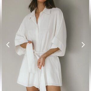 Selfie Leslie Indi Luxe Daytona Beach Button Up Romper White Sz Medium Belted